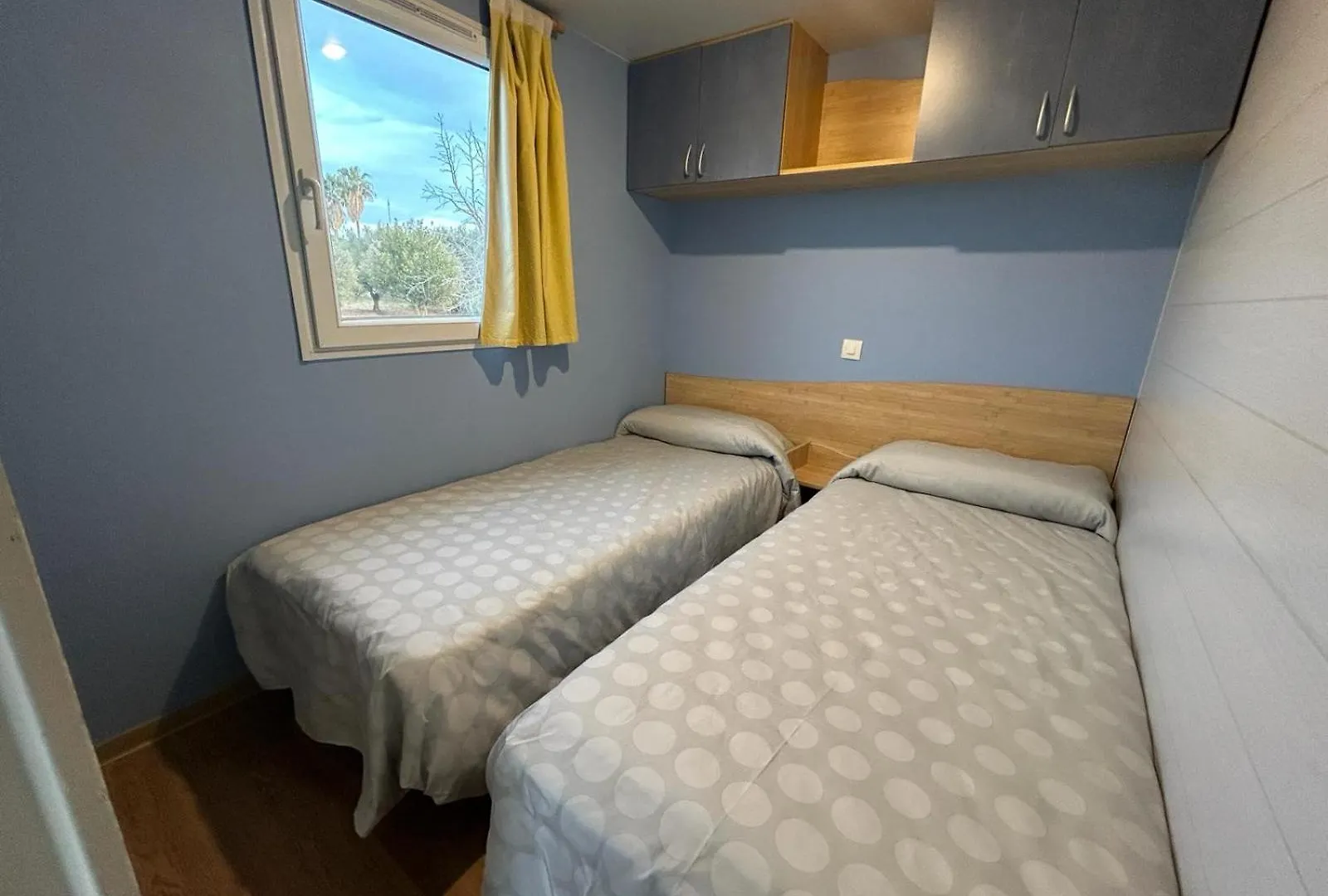 Levante Beach Mobilhome Cerca De La Playa Barrosa, Sostenible Y Autosuficiente Chiclana de la Frontera Spain