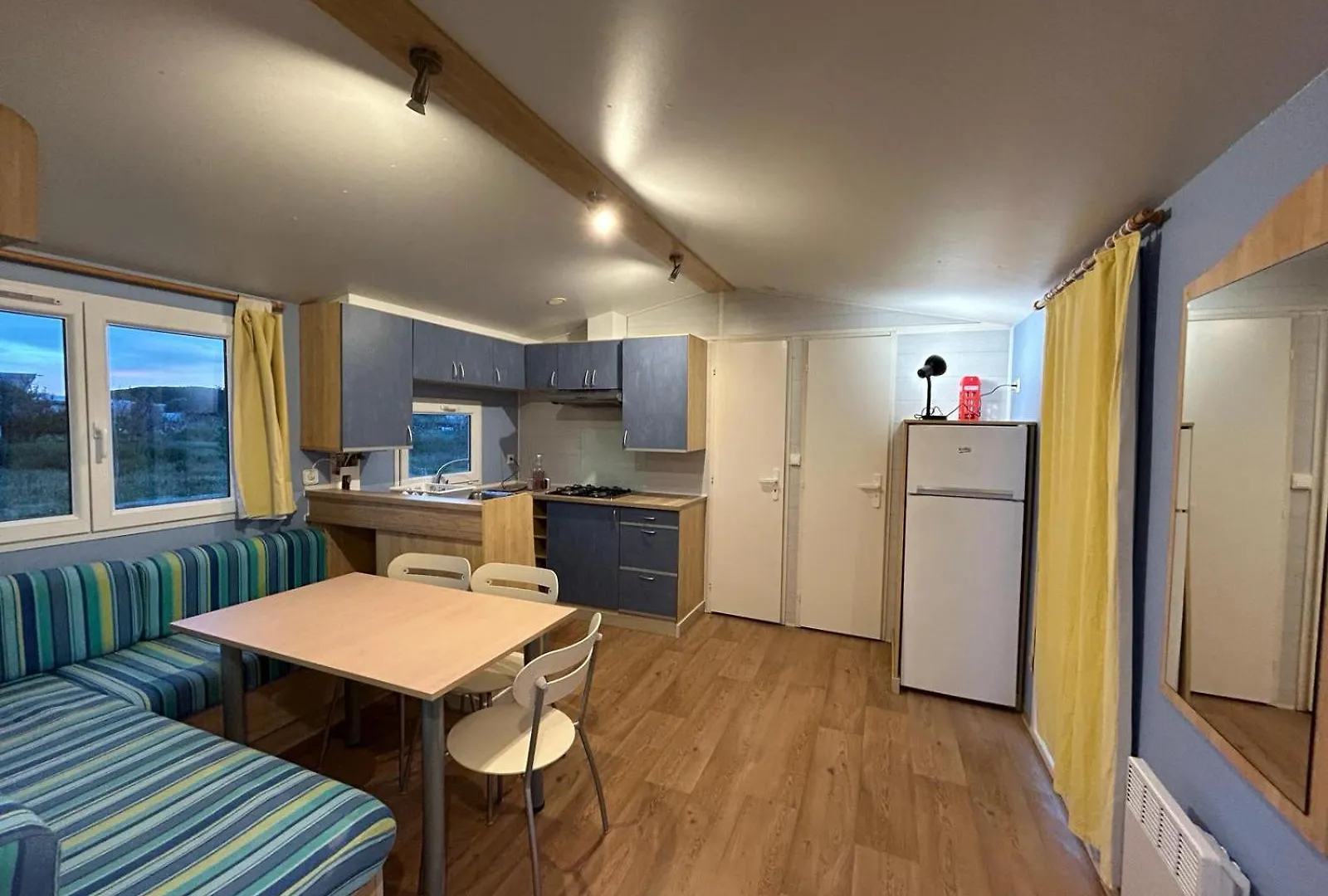 Σπίτι διακοπών Levante Beach Mobilhome Cerca De La Playa Barrosa, Sostenible Y Autosuficiente Chiclana de la Frontera Ισπανία